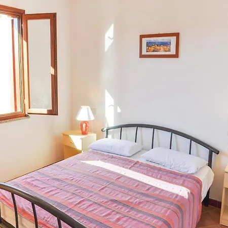 *iii * Apartment *